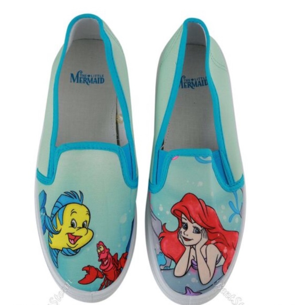 Little mermaid size 6 flats